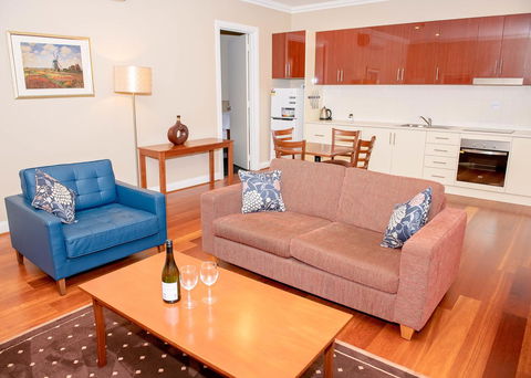 Whyalla Playford Apartments - Perths Hotel 9