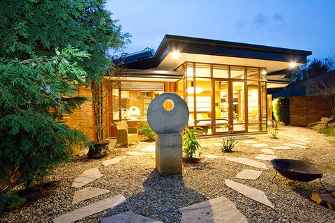 Sticky Rice Villas - Perths Hotel 10