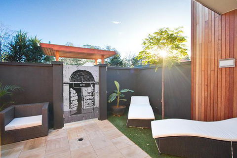 Sticky Rice Villas - Perths Hotel 23