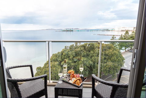 Port Lincoln Hotel - Perths Hotel 13