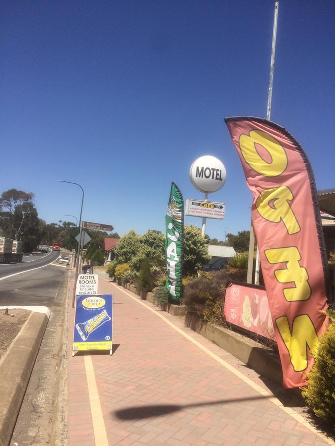 Dutton East SA Perths Hotel