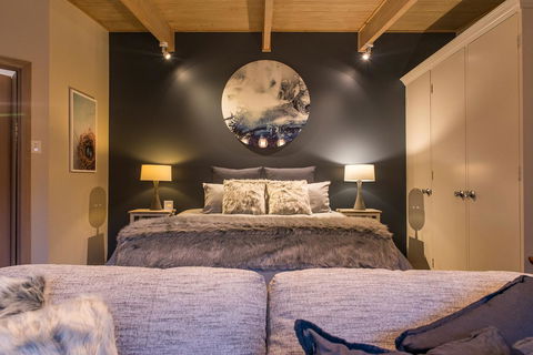 Adelaide Hills Retreats - Perths Hotel 31