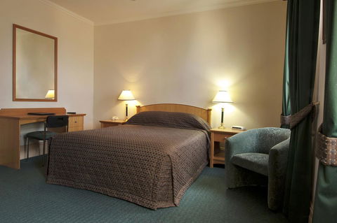 Loxton Community Hotel Motel - Perths Hotel 28