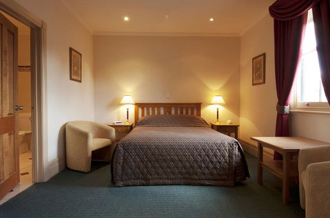 Loxton Community Hotel Motel - Perths Hotel 24