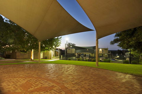 Loxton Community Hotel Motel - Perths Hotel 7