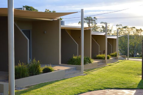 Loxton Community Hotel Motel - Perths Hotel 4