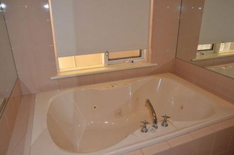The Bluff Resort Apartments - Perths Hotel 37