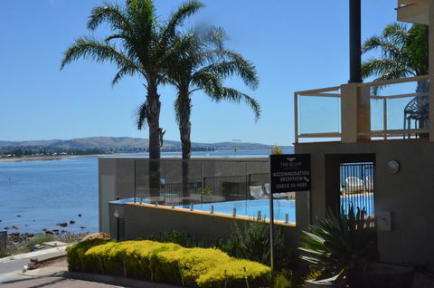 The Bluff Resort Apartments - Perths Hotel 12