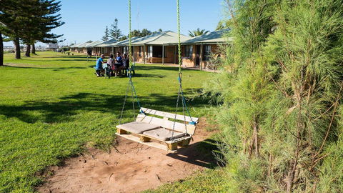 Wallaroo Holiday Park - Perths Hotel 2