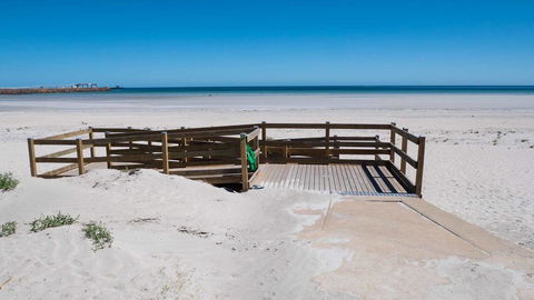Wallaroo Holiday Park - Perths Hotel 12