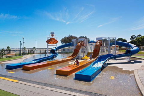 Dells Seaside Escape Moonta Bay - Perths Hotel 2
