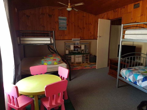 Dells Seaside Escape Moonta Bay - Perths Hotel 8