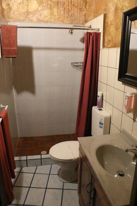 The Underground Motel - Perths Hotel 4