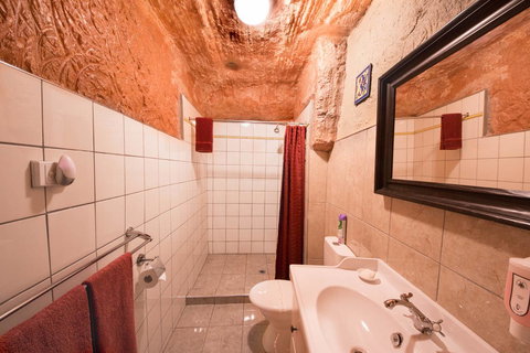 The Underground Motel - Perths Hotel 7