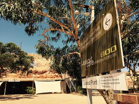 The Lookout Cave Underground Motel - Perths Hotel 15