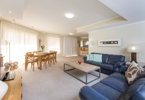 Ramada Resort By Wyndham Shoal Bay - Perths Hotel 42
