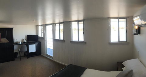 Murray River Queen - Perths Hotel 23