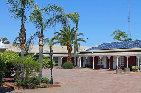 Breakfree Port Pirie - Perths Hotel 0