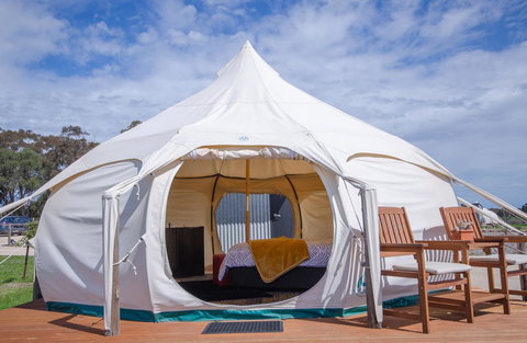 Bukirk Glamping & Fancy Coops - Perths Hotel 3