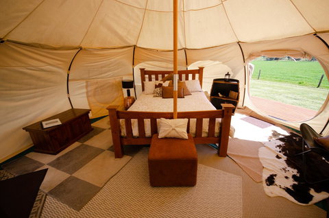 Bukirk Glamping & Fancy Coops - Perths Hotel 1