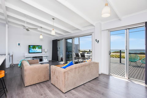 Sorrento - Aldinga Beach - Perths Hotel 4