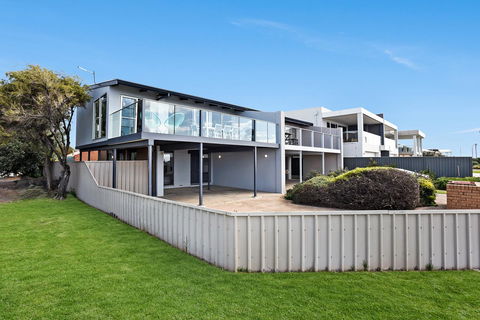 Sorrento - Aldinga Beach - Perths Hotel 5