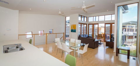 South Shores Yellowfin Villa 96 - South Shores Normanville - Perths Hotel 10