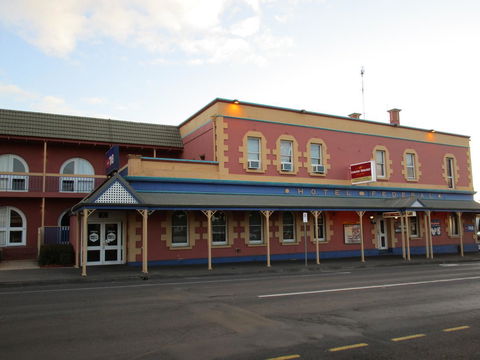 Nightcap At Federal Hotel Mt Gambier - Perths Hotel 21
