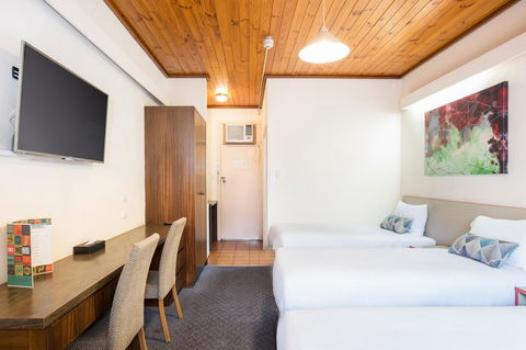 Nightcap At Federal Hotel Mt Gambier - Perths Hotel 1