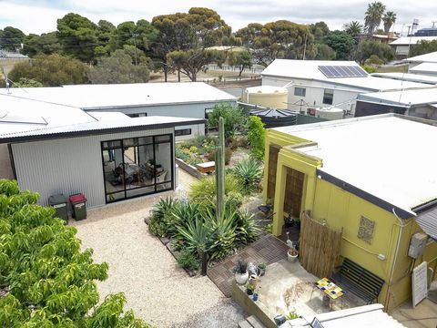 Sinclair Cottage - Perths Hotel 0