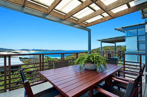 One Mile Retreat - Perths Hotel 1