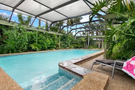 The Palms - Perths Hotel 1