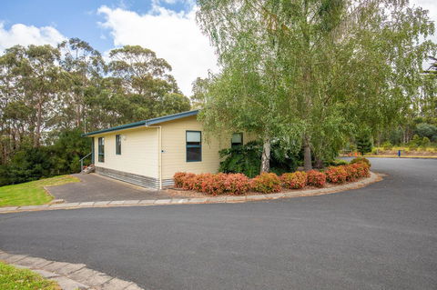 Blue Lake Holiday Park - Perths Hotel 43