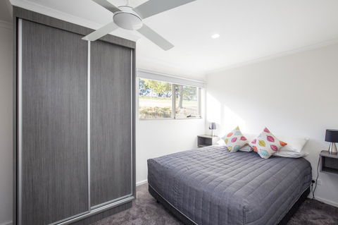 Blue Lake Holiday Park - Perths Hotel 27