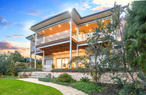 Muse On The Murray - Perths Hotel 9