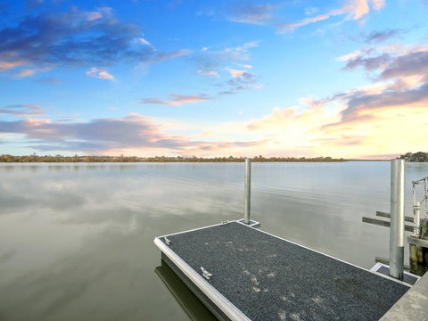 Muse On The Murray - Perths Hotel 4