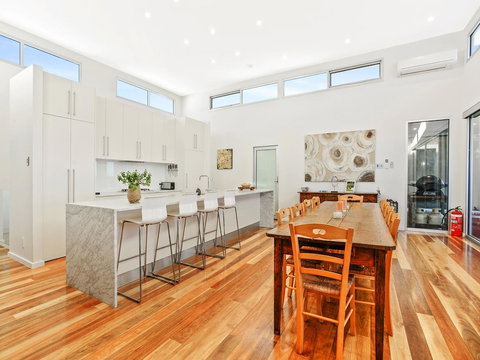 Muse On The Murray - Perths Hotel 37