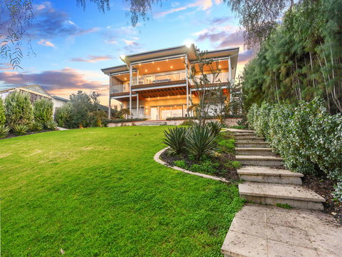 Muse On The Murray - Perths Hotel 8