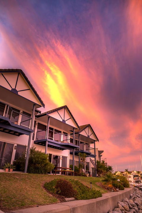 Marina Reflections - Perths Hotel 6