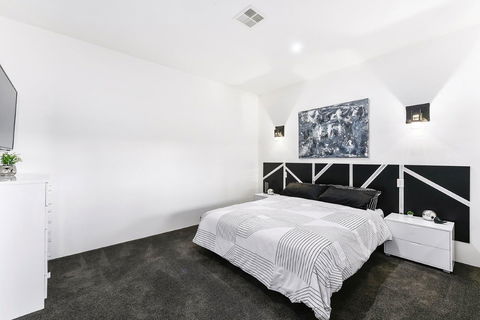 KENNEDY EXECUTIVE TOWNHOUSE - Perths Hotel 2