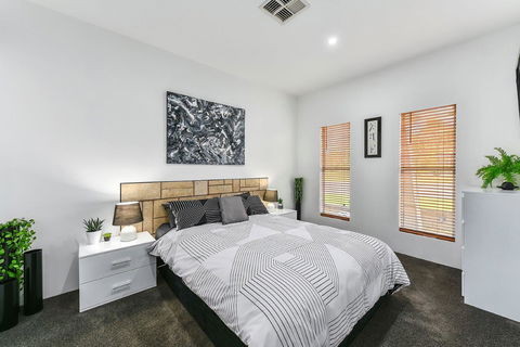 KENNEDY EXECUTIVE TOWNHOUSE - Perths Hotel 4