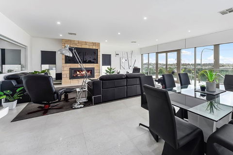 KENNEDY EXECUTIVE TOWNHOUSE - Perths Hotel 19