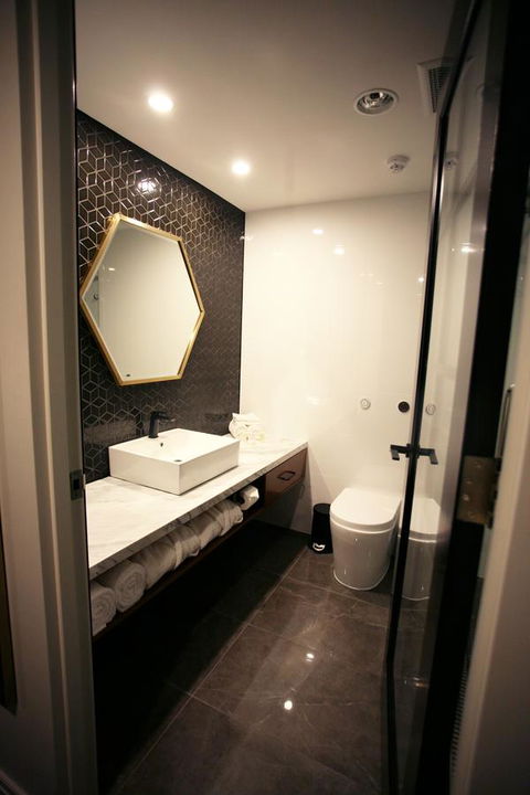Ellen Hotel - Perths Hotel 18