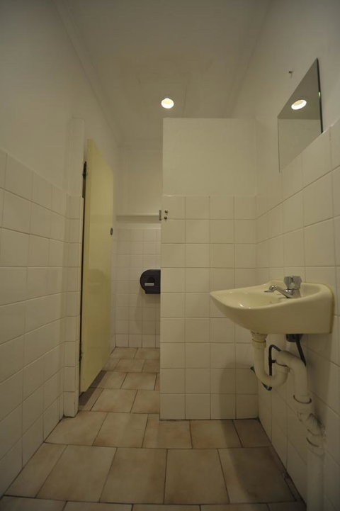 Backpack Oz - Perths Hotel 28