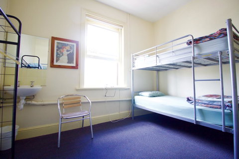 Backpack Oz - Perths Hotel 39