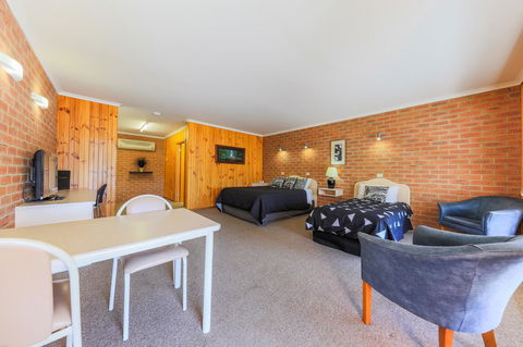 Country Roads Motor Inn Naracoorte - Perths Hotel 25