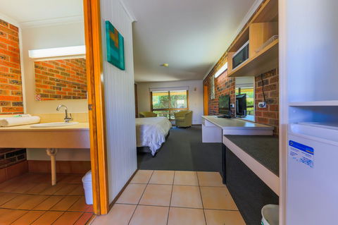 Country Roads Motor Inn Naracoorte - Perths Hotel 12