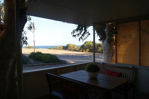 Ardrossan Caravan Park - Perths Hotel 9