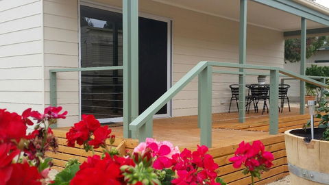 Ardrossan Caravan Park - Perths Hotel 23
