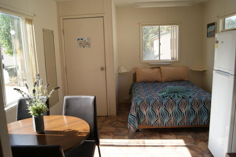 Ardrossan Caravan Park - Perths Hotel 18